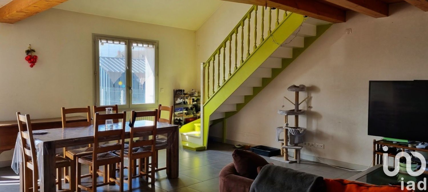 Casa T3 em Marigny-Marmande, France N.º 43086