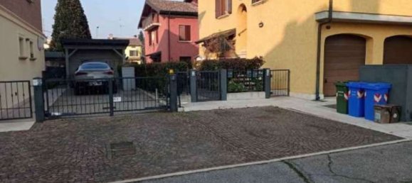 Квартира с 2 комнатами в Медолла, Италия № 238373 23