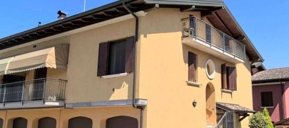 Квартира с 2 комнатами в Медолла, Италия № 238373 6