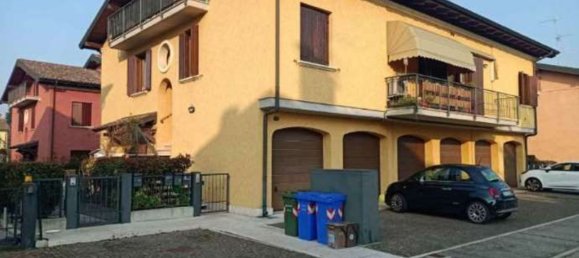 Квартира с 2 комнатами в Медолла, Италия № 238373 29