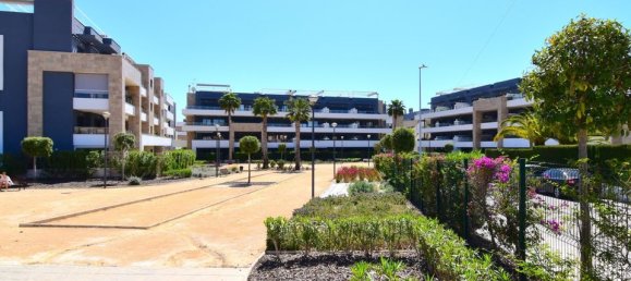 Apartamento de 2 dormitorios en Alicante, Spain No. 176290 2