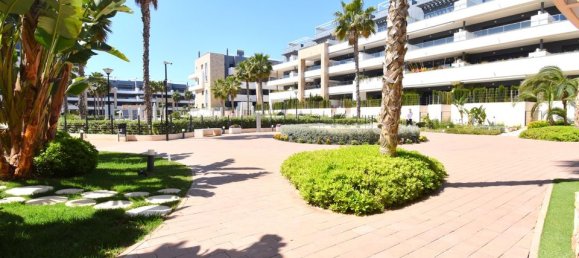 Apartamento de 2 dormitorios en Alicante, Spain No. 176290 4