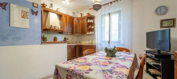15 rooms House in Rosignano Marittimo, Italy No. 225383 11