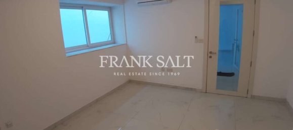 Oficina en Burmarrad, Malta 13 m² No. 12576 2