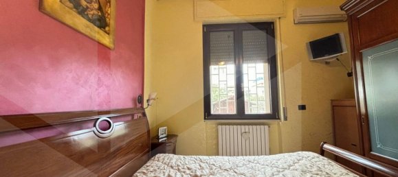 Квартира с 3 комнатами в Фоджа, Италия № 20720 14