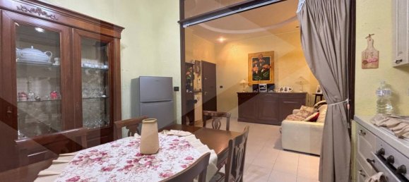 Квартира с 3 комнатами в Фоджа, Италия № 20720 13