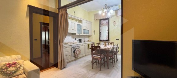 Квартира с 3 комнатами в Фоджа, Италия № 20720 12