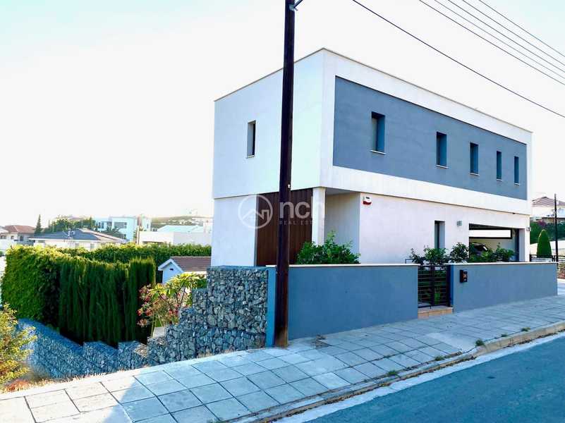 4 Schlafzimmer Gewerbliche Immobilie in Mesa Geitonia, Cyprus, Nr. 139445