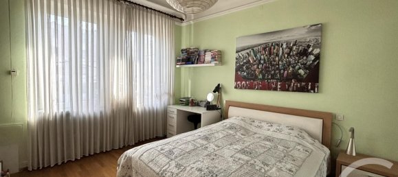 5 bedrooms House in Florange, France No. 244512 12