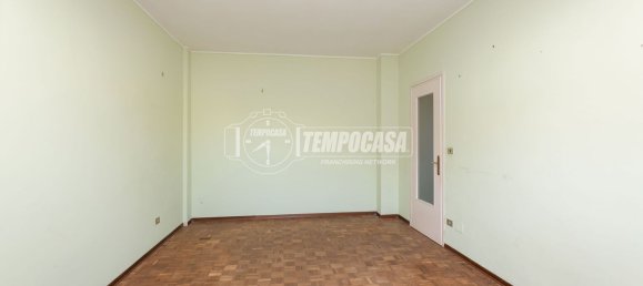 3 rooms Apartment in Poirino, Italy No. 43581 14