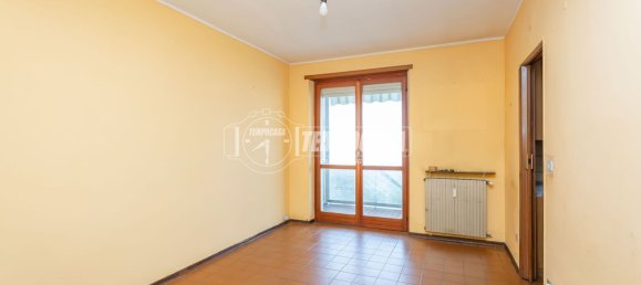 3 rooms Apartment in Poirino, Italy No. 43581 3