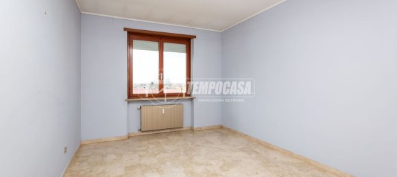 3 rooms Apartment in Poirino, Italy No. 43581 9