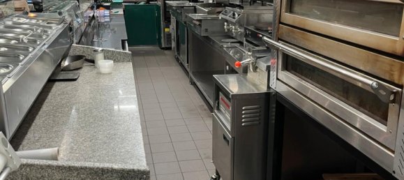 Café/restaurante de 1 habitación en Freiburg im Breisgau, Germany No. 337486 2