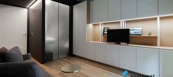 3 bedrooms Apartment in Milan, Italy No. 373168 30