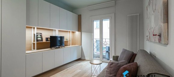 3 bedrooms Apartment in Milan, Italy No. 373168 2