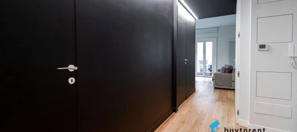 3 bedrooms Apartment in Milan, Italy No. 373168 26