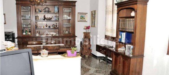 4 bedrooms Apartment in Rapallo, Italy No. 189169 9