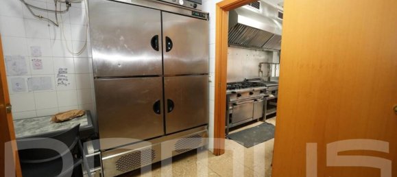 Gewerbliche Immobilie in Sant Vicenc Dels Horts, Spain 140m², Nr. 172589 11