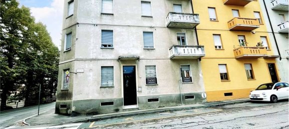 2 bedrooms Apartment in Pinerolo, Italy No. 208578 4