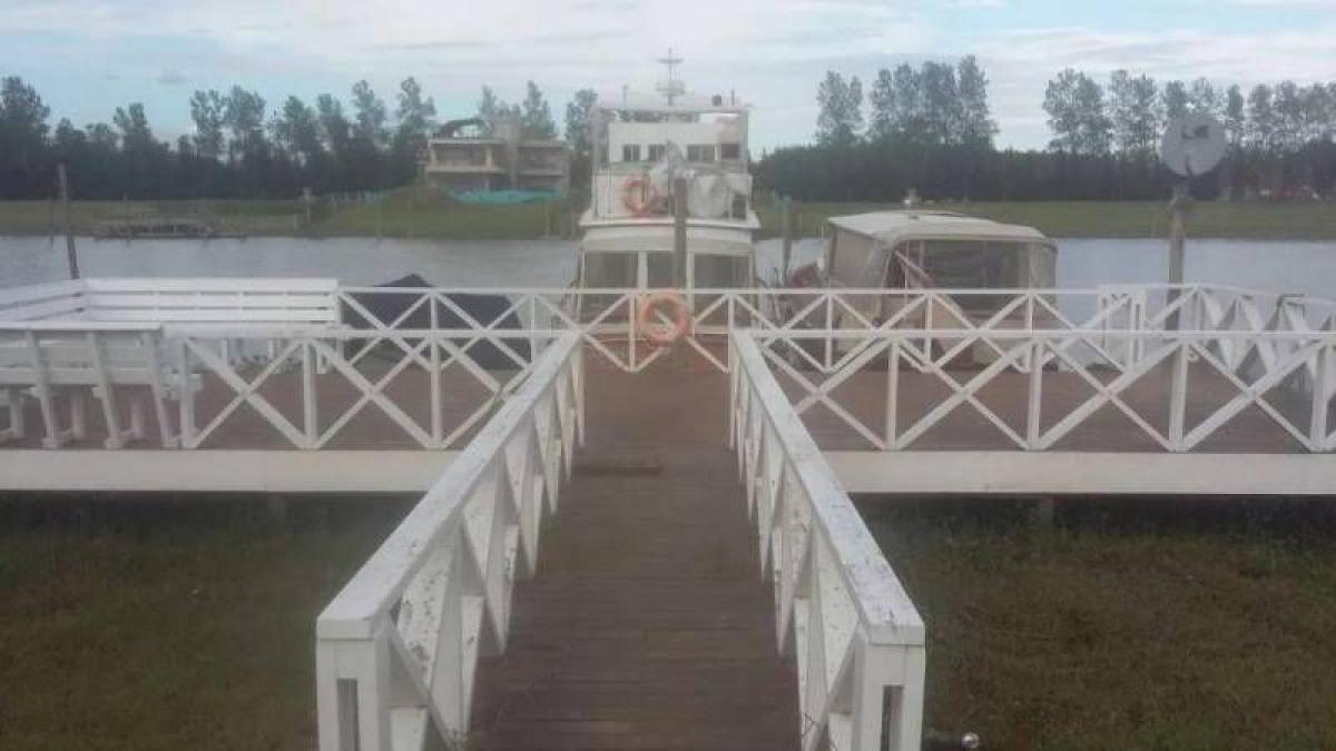  Land in Tigre, Argentina No. 33339