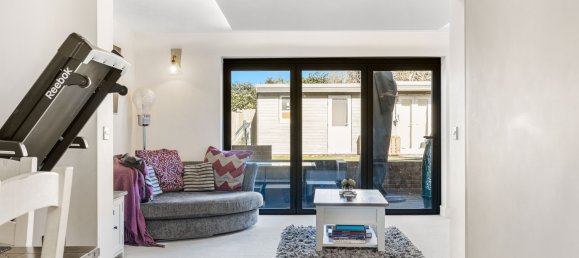 3 Schlafzimmer Haus in Horley, United Kingdom, Nr. 1039 24