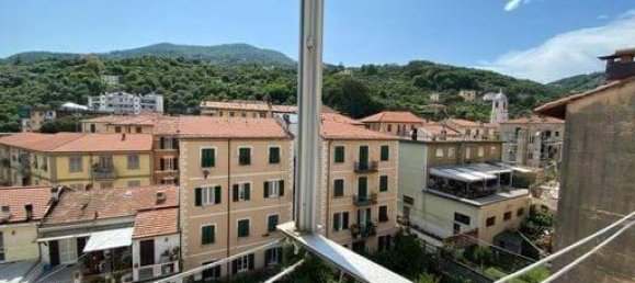 3 rooms Apartment in La Spezia, Italy No. 32027 13