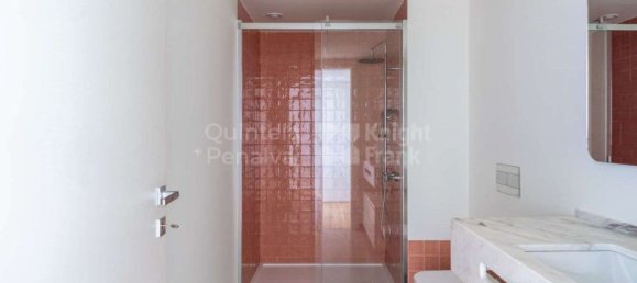 2 bedrooms Apartment in Lisbon, Portugal No. 120879 25