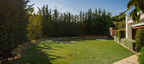 6 bedrooms Villa in Marbella, Spain No. 23002 9