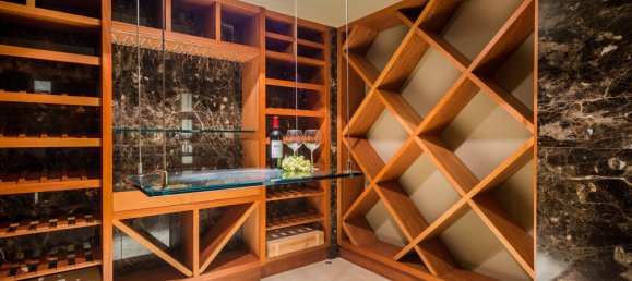 6 bedrooms Villa in Marbella, Spain No. 23002 21