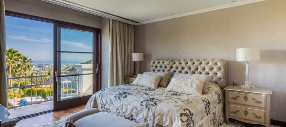 6 bedrooms Villa in Marbella, Spain No. 23002 4