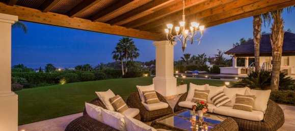6 bedrooms Villa in Marbella, Spain No. 23002 30