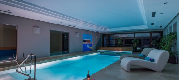 6 bedrooms Villa in Marbella, Spain No. 23002 36