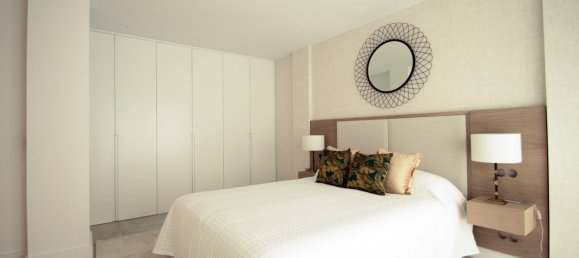 5 bedrooms Villa in Marbella, Spain No. 19596 41