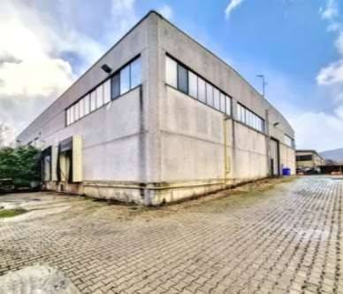 1-salle Entrepôt à Borgo Val di Taro, Italy No. 294136