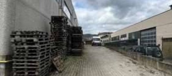 1-salle Entrepôt à Borgo Val di Taro, Italy No. 294136 5