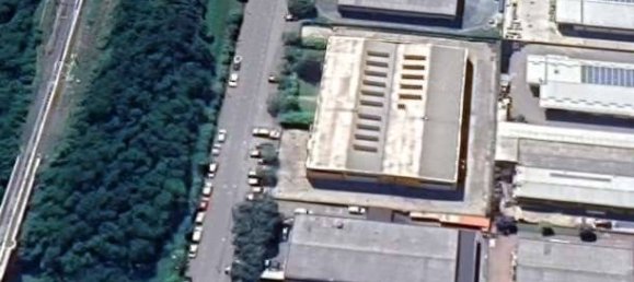 1-salle Entrepôt à Borgo Val di Taro, Italy No. 294136 13