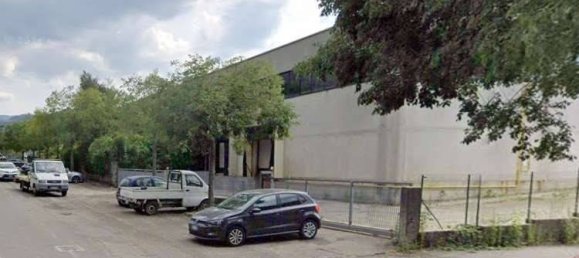 1-salle Entrepôt à Borgo Val di Taro, Italy No. 294136 10