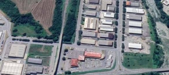 1-salle Entrepôt à Borgo Val di Taro, Italy No. 294136 14