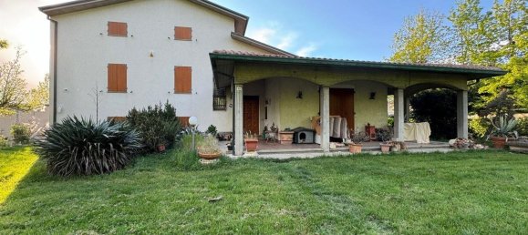 Villa de 6 divisões em Ravenna, Italy N.º 170192 2