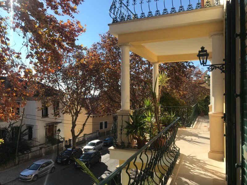 3 bedrooms Apartment in Cascais, Portugal No. 221385