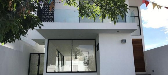 Casa de 3 dormitorios en Querétaro, Mexico No. 163012 2