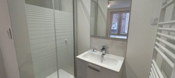 Studio in Lille, France, Nr. 70151 5