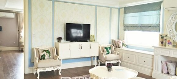 3 bedrooms Villa in Long Bien, Vietnam No. 3328 11