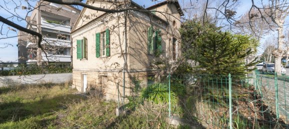 7-Zimmer Haus in San Giovanni Teatino, Italy, Nr. 194346 3