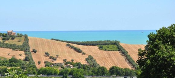 8-Zimmer Villa in Città Sant'Angelo, Italy, Nr. 112983 20