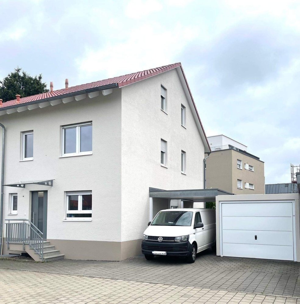6 rooms Townhouse in Alb-Donau-Kreis, Germany No. 289704
