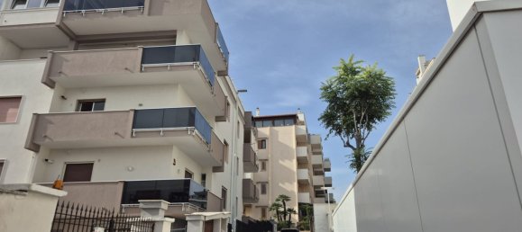 4 chambres Appartement à Trani, Italy No. 381347 4