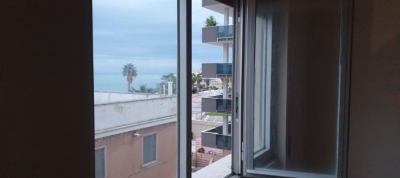 4 chambres Appartement à Trani, Italy No. 381347 10