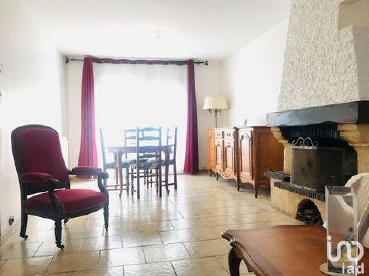 3 bedrooms House in Longjumeau, France No. 28968