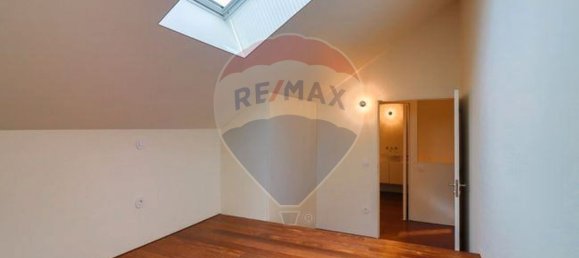 9 bedrooms Building in Porto, Portugal No. 54519 20